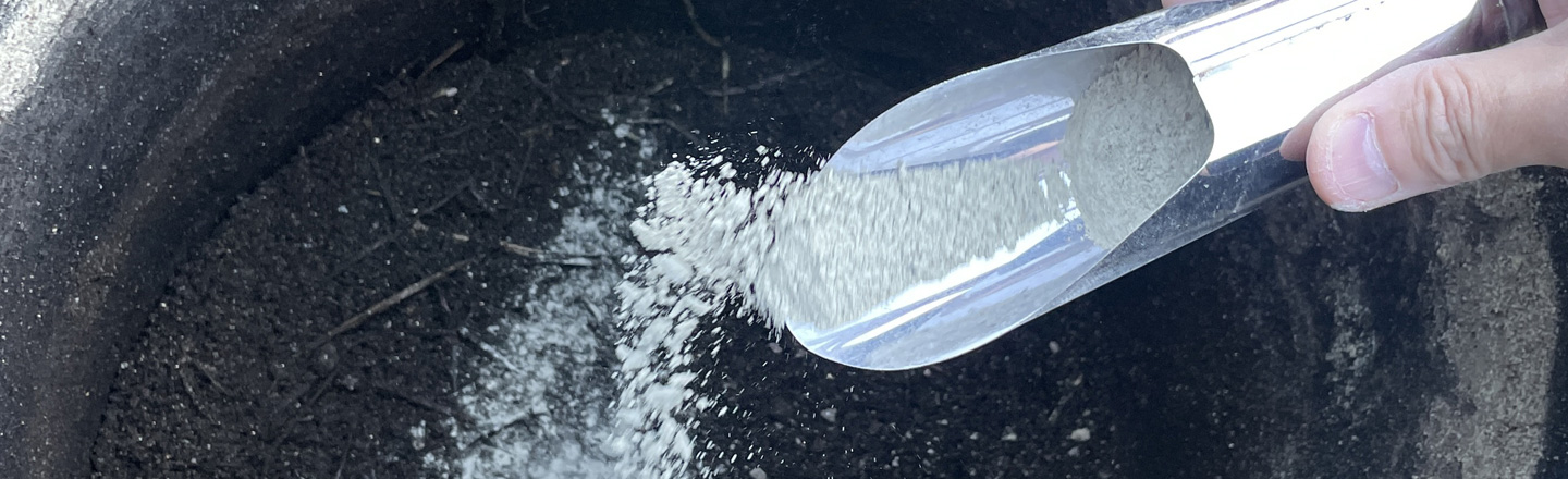 カルスNC-Rを使ったコンポストの作り方と効果｜実際に使って分かったポイント